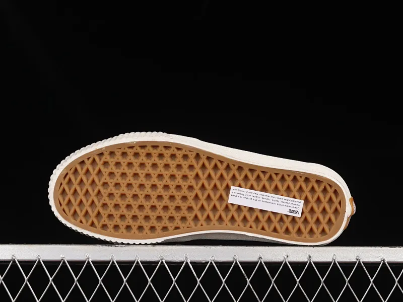 All categories Vans Vans series Vans Hi Vans high-top Vans Sk8-Hi Vans official cool biscuit toe high-top casual vulcanized canvas shoes VN0A7Q62BKP